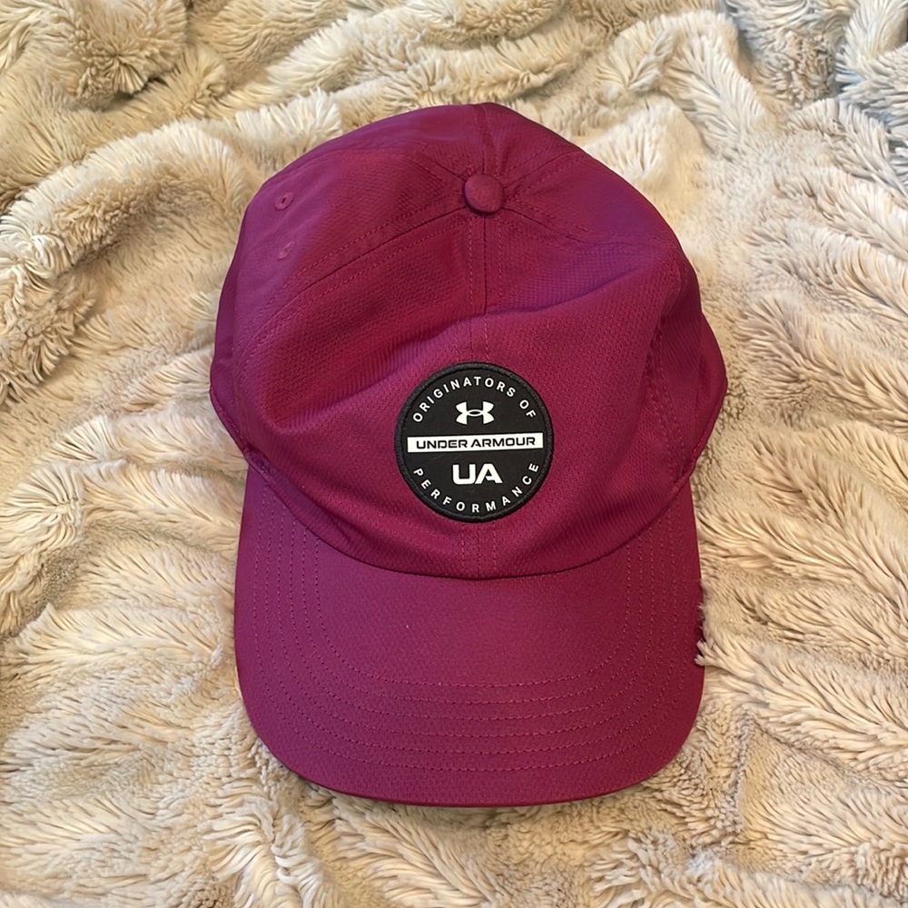 Under Armour Women's Twisted Renegade Cap - NEW